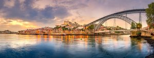 Famous,Bridge,Ponte,Dom,Luis,Above,Old,Town,Of,Porto