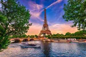 Paris,Eiffel,Tower,And,River,Seine,At,Sunset,In,Paris,